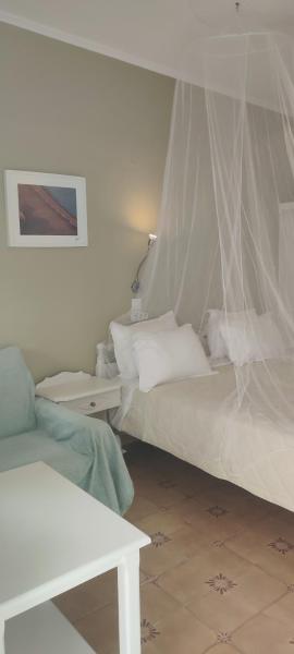 Krinelos Rooms